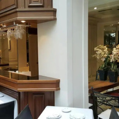 Отель Suites Unic Renoir Saint-Germain Франция, Париж - отзывы, цены и фото номеров - забронировать отель Suites Unic Renoir Saint-Germain онлайн питание фото 3