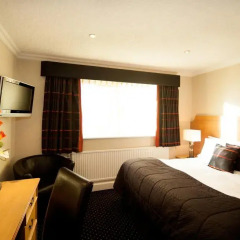 Hallmark Hotel Warrington 3* Улучшенный номер с различными типами кроватей фото 5