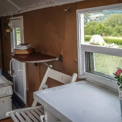 Отель Cob camp Ихтиман ванная фото 2