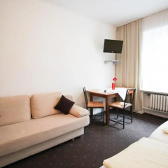 Отель Pension/Guesthouse am Hauptbahnhof Стандартный номер с двуспальной кроватью (общая ванная комната) фото 11