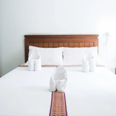 Отель Patong Moon Inn Guesthouse 3* Номер Делюкс двуспальная кровать фото 7