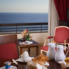 Отель Yellow Praia Monte Gordo 4* Семейный люкс разные типы кроватей фото 5