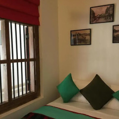 Отель Small House Boutique Guest House 3* Стандартный номер с различными типами кроватей
