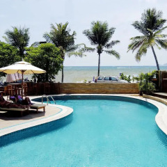 Отель Pride Beach Resort бассейн