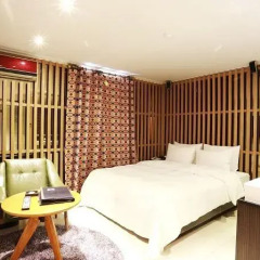 Hotel Cello 2* Стандартный номер с двуспальной кроватью фото 6