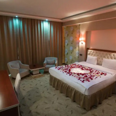 Grand Hotel 4* Стандартный номер с двуспальной кроватью фото 10