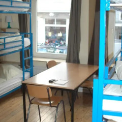 Buch-Ein-Bett Hostel Стандартный номер с двуспальной кроватью фото 13
