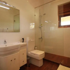 Отель Serene Grand 4* Номер Делюкс фото 4