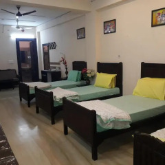 Отель Pearl Of Taj-Homestay 3* Стандартный номер с различными типами кроватей фото 2