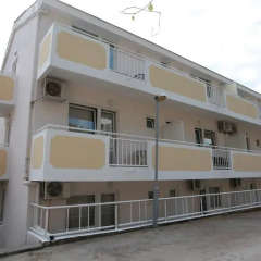 Hotel Vila Prestige парковка
