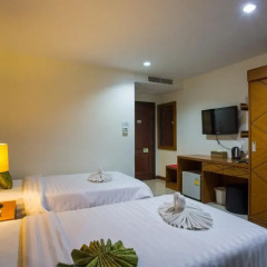 Отель The Chambre 3* Улучшенный номер с 2 отдельными кроватями фото 3