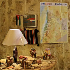 Отель Rocky Mountain Hotel Иордания, Вади-Муса - отзывы, цены и фото номеров - забронировать отель Rocky Mountain Hotel онлайн интерьер отеля фото 3