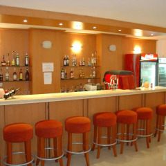 Отель Colosseum 2 Aparthotel Болгария, Солнечный берег - отзывы, цены и фото номеров - забронировать отель Colosseum 2 Aparthotel онлайн гостиничный бар