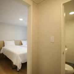 Hotel Sleepy Panda Streamwalk Seoul Jongno 3* Стандартный номер с 2 отдельными кроватями фото 4