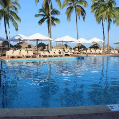 Отель Sheraton Buganvilias Resort & Convention Center бассейн фото 3