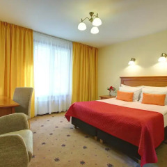 Отель Radi un Draugi 4* Стандартный номер с двуспальной кроватью фото 11
