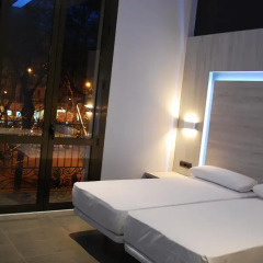 Отель Hostal Plaza Goya Bcn Стандартный номер фото 8
