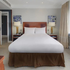 Отель London Hilton on Park Lane 5* Стандартный номер с различными типами кроватей фото 11