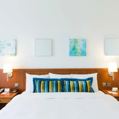 Отель Courtyard by Marriott Brussels 4* Номер Делюкс с двуспальной кроватью