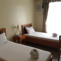 Отель Fuente Oro Business Suites 3* Улучшенный номер с 2 отдельными кроватями