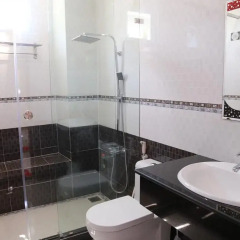 Ban Mai 66 Hotel 2* Стандартный семейный номер с двуспальной кроватью фото 4