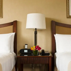 Отель Wyndham Grand Chicago Riverfront 4* Полулюкс с различными типами кроватей фото 2
