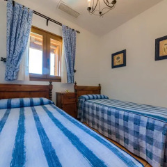 Отель Apartamentos Villafaro Испания, Кониль-де-ла-Фронтера - отзывы, цены и фото номеров - забронировать отель Apartamentos Villafaro онлайн комната для гостей фото 2