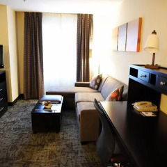 Отель Staybridge Suites Columbus-Dublin 3* Люкс с различными типами кроватей фото 5