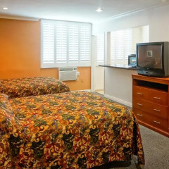 Отель Dunes Inn - Wilshire 2* Стандартный номер с 2 отдельными кроватями фото 5