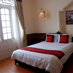 Hue Home Hotel 3* Номер Делюкс с различными типами кроватей фото 10
