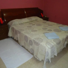 Hotel Pension Mode Lleida Льейда комната для гостей