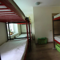 Hostel Zoo - Key2Gates Кровать в общем номере с двухъярусной кроватью фото 10