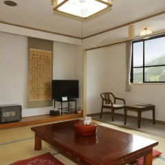 Hotel Hakuba Berg-Land 3* Стандартный номер фото 9