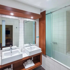 Отель Mercure Ostrava Center 4* Стандартный номер с различными типами кроватей