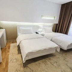 Prestige Hotel Tirana 4* Люкс с различными типами кроватей фото 4