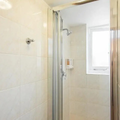 Hotel Strand Continental Стандартный номер с 2 отдельными кроватями (общая ванная комната)