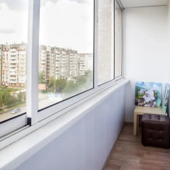Гостиница Krasstalker on Vesny 7а в Красноярске отзывы, цены и фото номеров - забронировать гостиницу Krasstalker on Vesny 7а онлайн Красноярск балкон