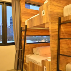 Rezt Bangkok - Hostel Кровать в общем номере фото 17