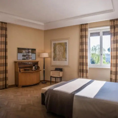Hotel Fortyseven 4* Номер Делюкс с различными типами кроватей