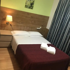 Отель Hostal San Blas Стандартный номер с различными типами кроватей фото 9