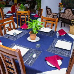 Thilaka City Hotel 2* Номер Делюкс с различными типами кроватей фото 7