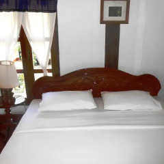 Отель Oui's Guesthouse 2* Улучшенный номер с различными типами кроватей фото 3