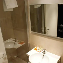 Hotel Aniene 3* Номер категории Эконом с различными типами кроватей фото 5