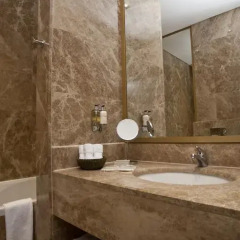 Отель Misafir Suites 8 Istanbul 4* Люкс с различными типами кроватей фото 14