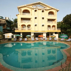 Отель Lambana Resort бассейн