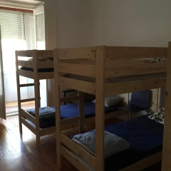 Отель Albergue De Peregrinos La Bilbaina Испания, Сантония - отзывы, цены и фото номеров - забронировать отель Albergue De Peregrinos La Bilbaina онлайн комната для гостей