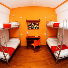 Отель CityRest Fort Кровать в общем номере с двухъярусной кроватью фото 3