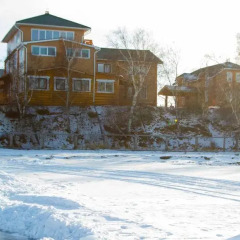 Гостиница Baykalsky Mayak Guest House в Новом Энхалуке отзывы, цены и фото номеров - забронировать гостиницу Baykalsky Mayak Guest House онлайн Новый Энхалук спортивное сооружение