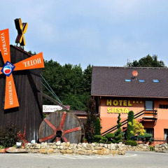 Hotel Sjesta спортивное сооружение