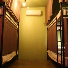 Mr.Comma Guesthouse - Hostel Кровать в женском общем номере с двухъярусной кроватью фото 18